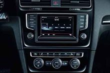 Activación de manejo por voz Discover Media.