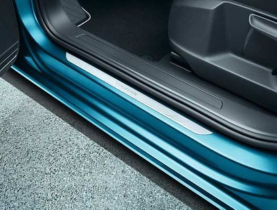 EMBELLECEDOR ENTRADA BAJO PUERTA ORIGINAL VW TOURAN 5QA071303