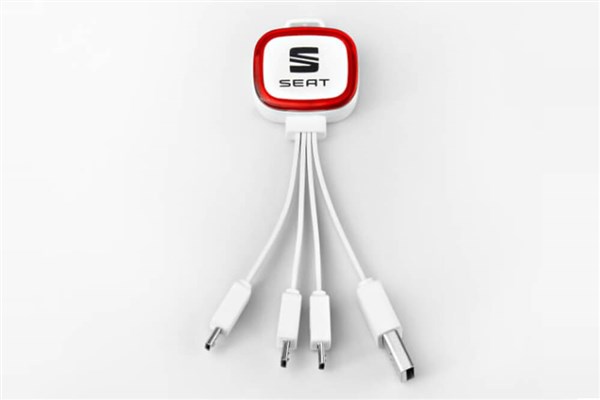 Adaptador multifuncional SEAT.