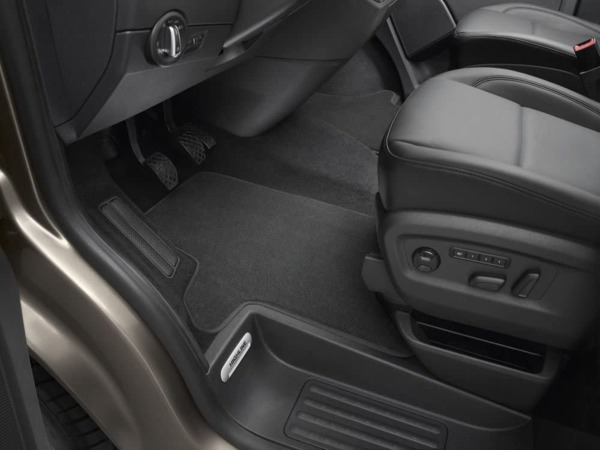 ALFOMBRILLA TERCIOPELO PREMIUM VOLKSWAGEN X2 (1)