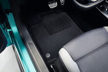 Alfombrillas textiles PLUS para ID.3 Juego de 4 piezas