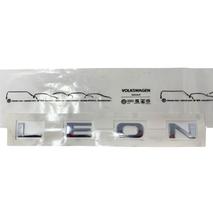 Anagrama trasero original Seat "L E O N"