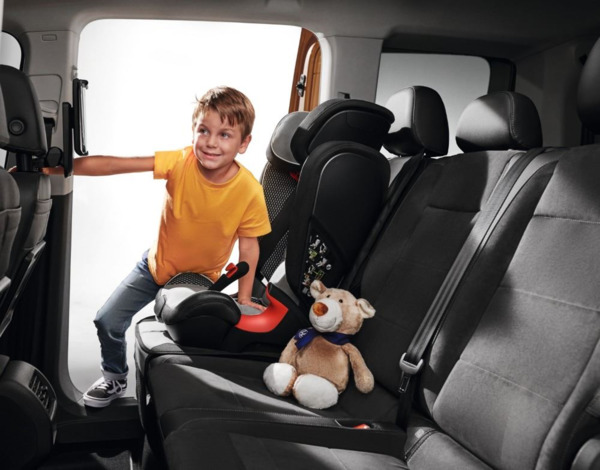 Asiento infantil VOLKSWAGEN G2-3 ISOFIX (ECE R44/04) Para niños de 15 a 36 kgs. Con Secure Guard (1)