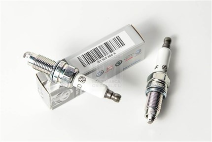 Bujía de encendido 101905606A