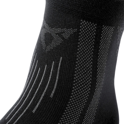Calcetines Cupra deportivos unisex cortos transpirables y ergonómicos