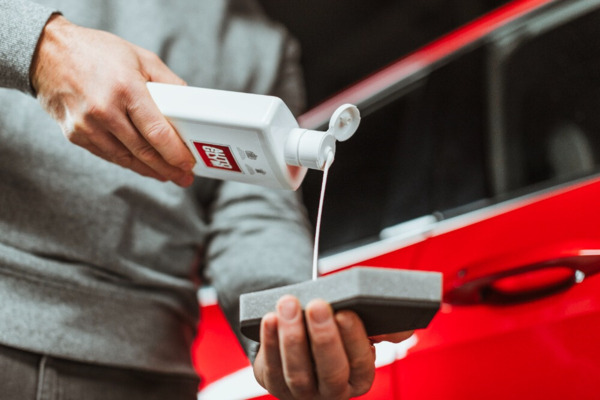 Cera abrillantadora de resina Autoglym 300ml (2)