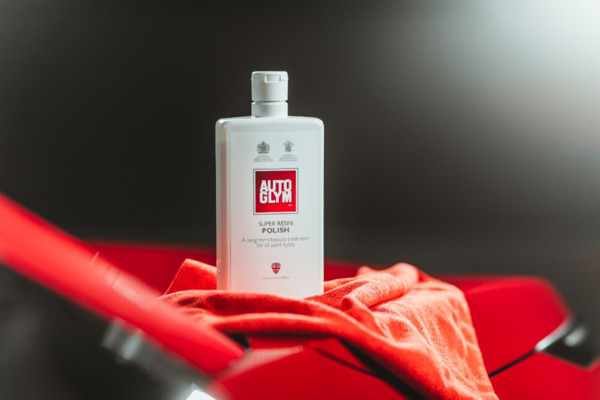 Cera abrillantadora de resina Autoglym 300ml (3)