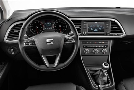 Decorativo de tablero aluminium SEAT León 5F0064713