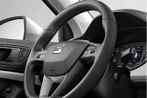 Decorativo volante Crossover Silver SEAT Arona.