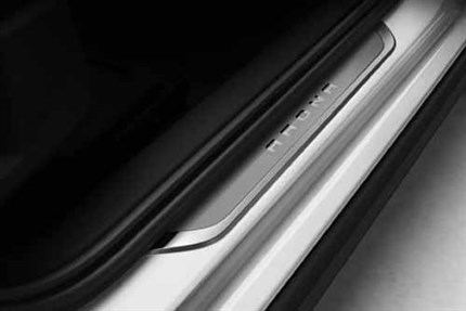 Estriberas de acero inoxidable SEAT Arona