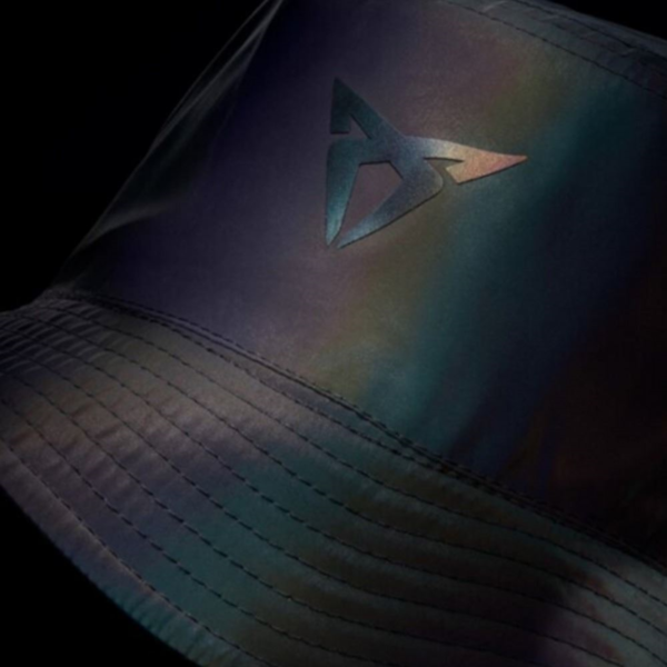 Gorro reversible de pescador Cupra (2)