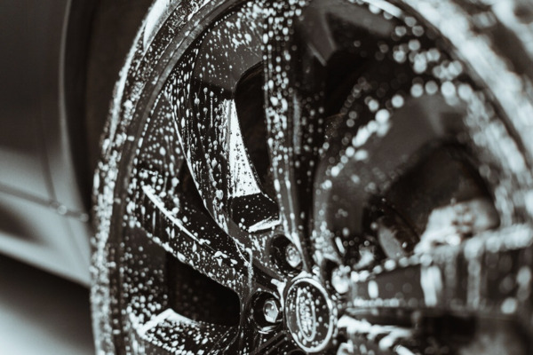 Limpiador de llantas Autoglym 500ml (6)