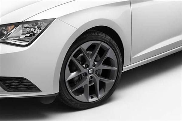 Llanta de Aleación 18" Gris Titanio SEAT León