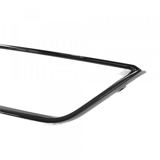 MARCO DE ADORNO NEGRO BRILLANTE ORIGINAL SEAT ATECA (1)