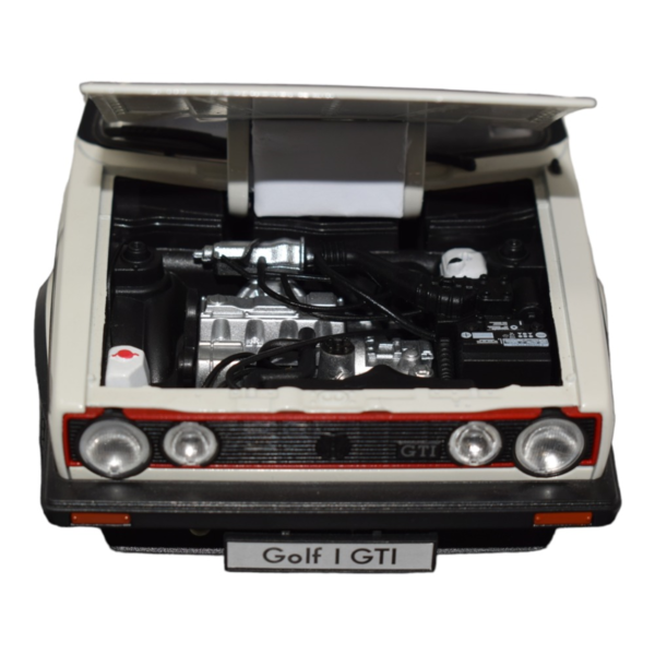 Miniatura Golf 1 GTI de 1983 blanco, escala 1:18 (4)
