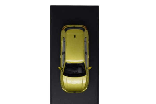 Miniatura Golf 8 amarillo limón (6)