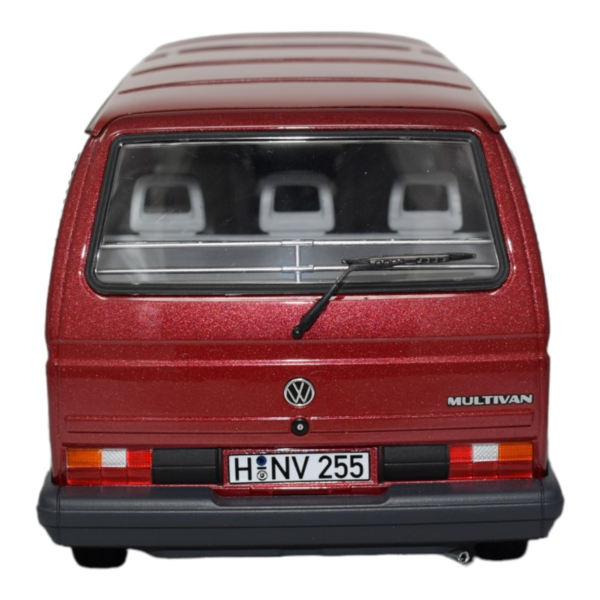 Miniatura Volkswagen T3 Multivan rojo, escala 1:18 (5)
