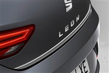 Moldura portón trasero SEAT León