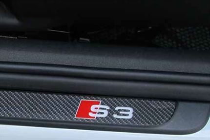 Molduras de acceso iluminado, con rótulo S3