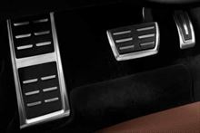 Reposapié y fundas de pedales en acero inoxidable para vehículos con cambio automático