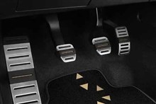 Reposapiés Sophisticated para SEAT Arona